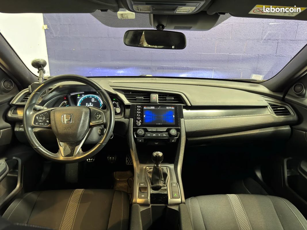 HONDA Civic 1.0 I-VTEC 126ch Executive 2022 / CarPlay / Suivi complet (image 20)