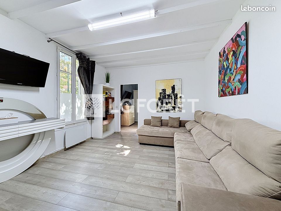 Appartement 2 pièces 42 m² · à Les Lilas · 42 m² · 285 000 €