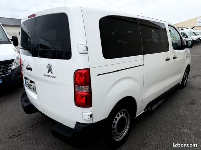 19490 HT - PEUGEOT Expert TPMR 5 places + 1 Fauteuil Roulant HDI 115 Pack Clim 1,6 L - 10/2018 - 129000 kms (image 4)