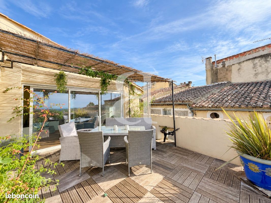 Maison 6 pièces 199 m² · à Villedieu · 199 m² · 439 000 €