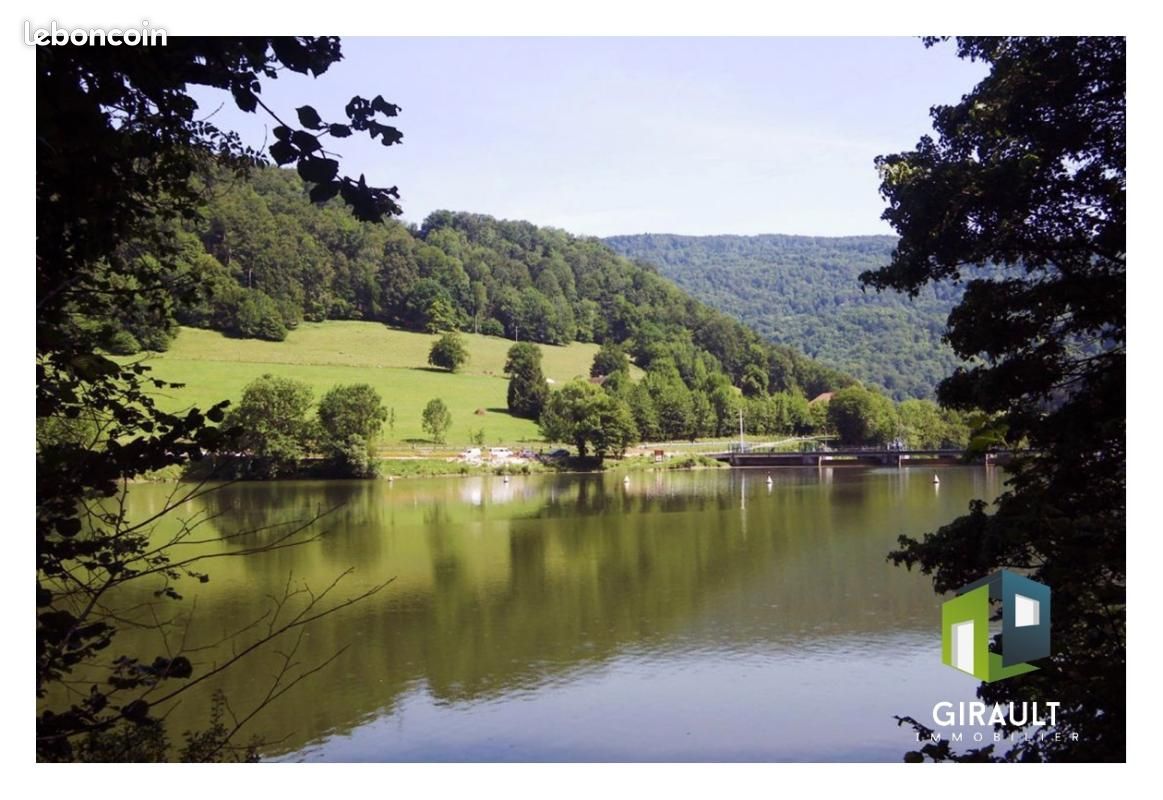 Maison 14 pièces 750 m² · à Saint-Hippolyte · 750 m² · 670 000 €