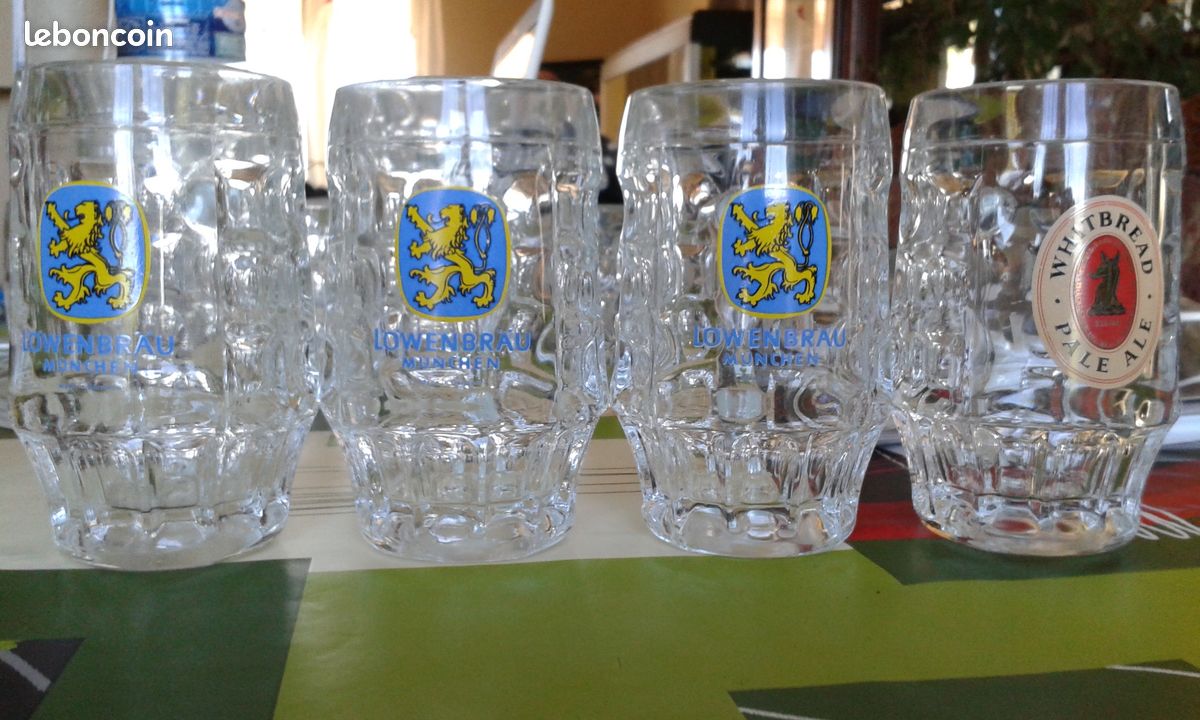Je vends ces 2 lots de choppes à bière en verre transparent, (image 1)
