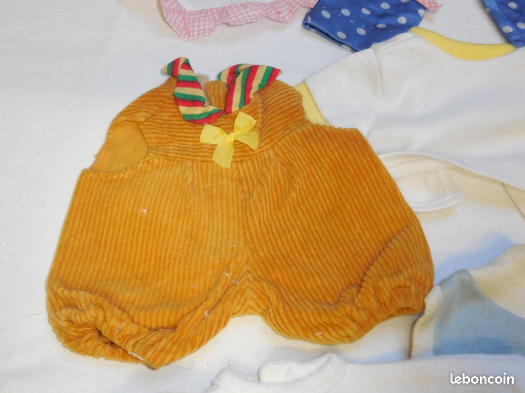Lot Vintage Années 80 : Vêtements De Nuit Et Bavoirs Pour Enfants - Taille 2T