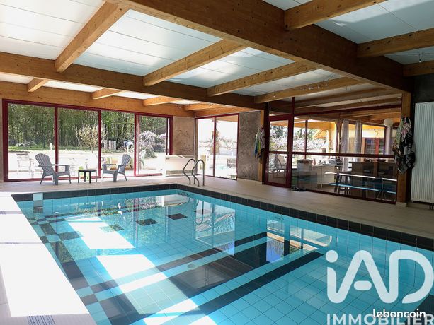 Maison 7 pièces 260 m²