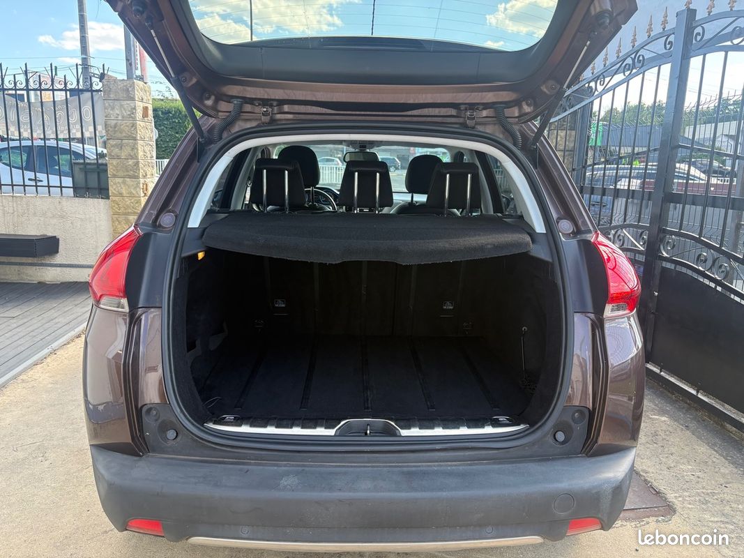 Peugeot 2008 1.6 e-hdi 92ch ETG6 BUSINESS (image 8)