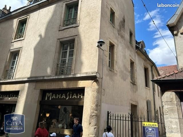 Appartement 1 pièce 27 m² · à Dijon · 27 m² · 521 €