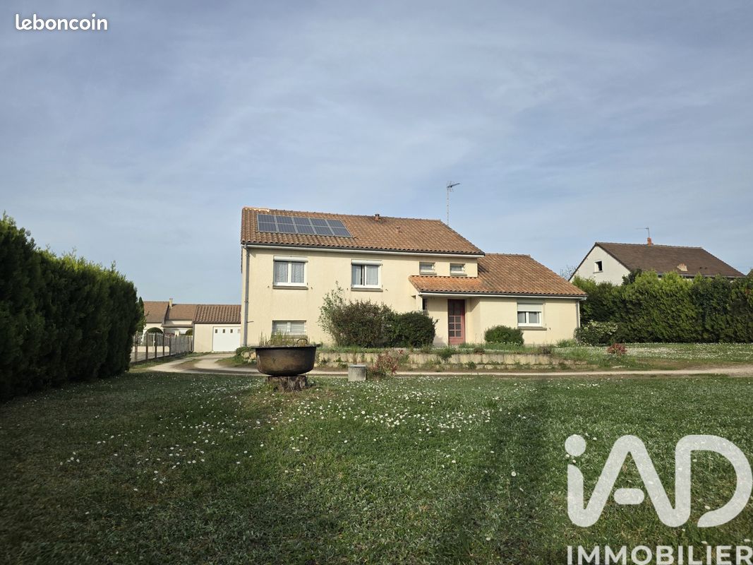 Maison 5 pièces 149 m² · à Châtellerault · 149 m² · 209 000 €