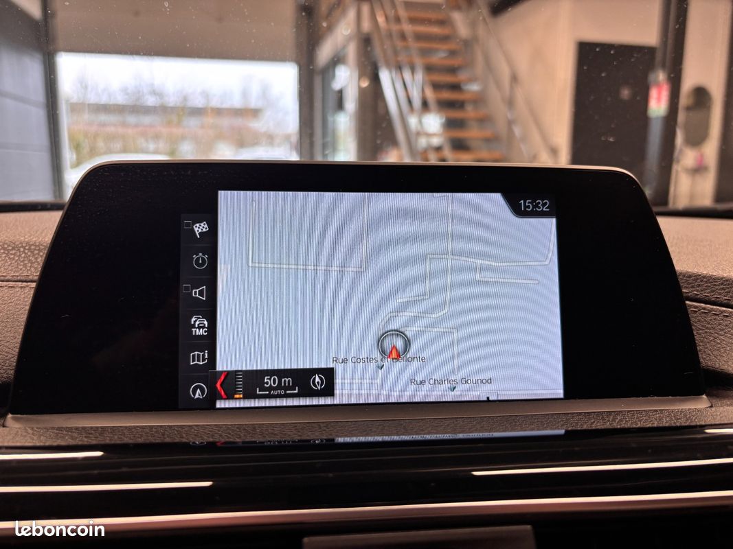 BMW SERIE 3 F30 LCI2 340i xDrive 326 ch BVA8 Sport Ultimate (image 26)