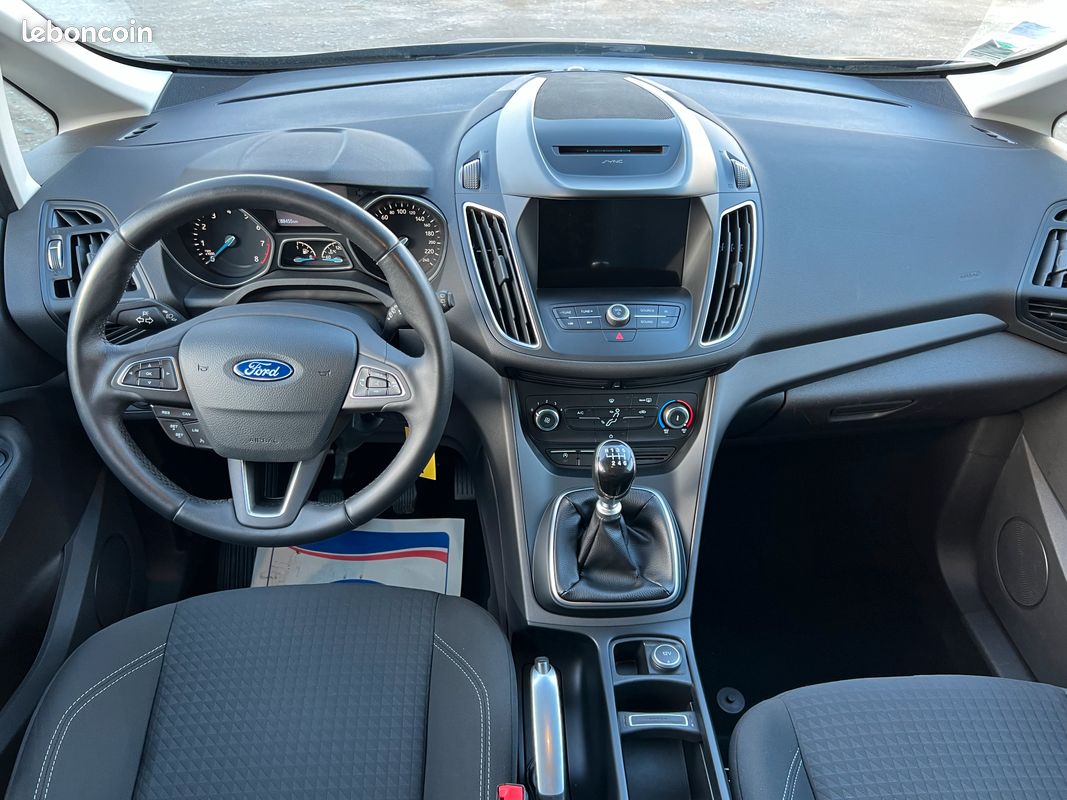 Ford C-Max 1.0 EcoBoost 100CH S&S Trend BV6 (image 4)