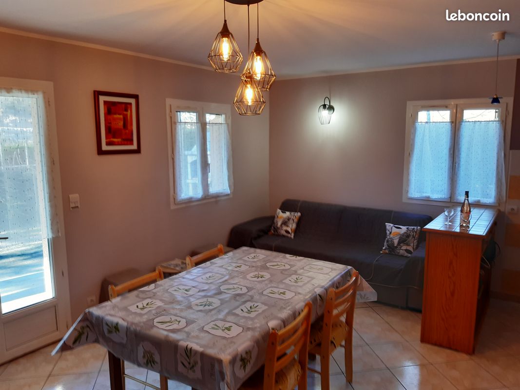 Maison de vacance / bord de rivière (image 4)