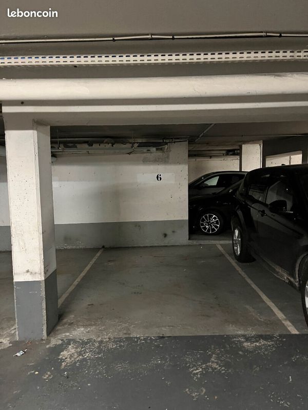 Parking 10 m² · à Paris · 10 m² · 42 000 €