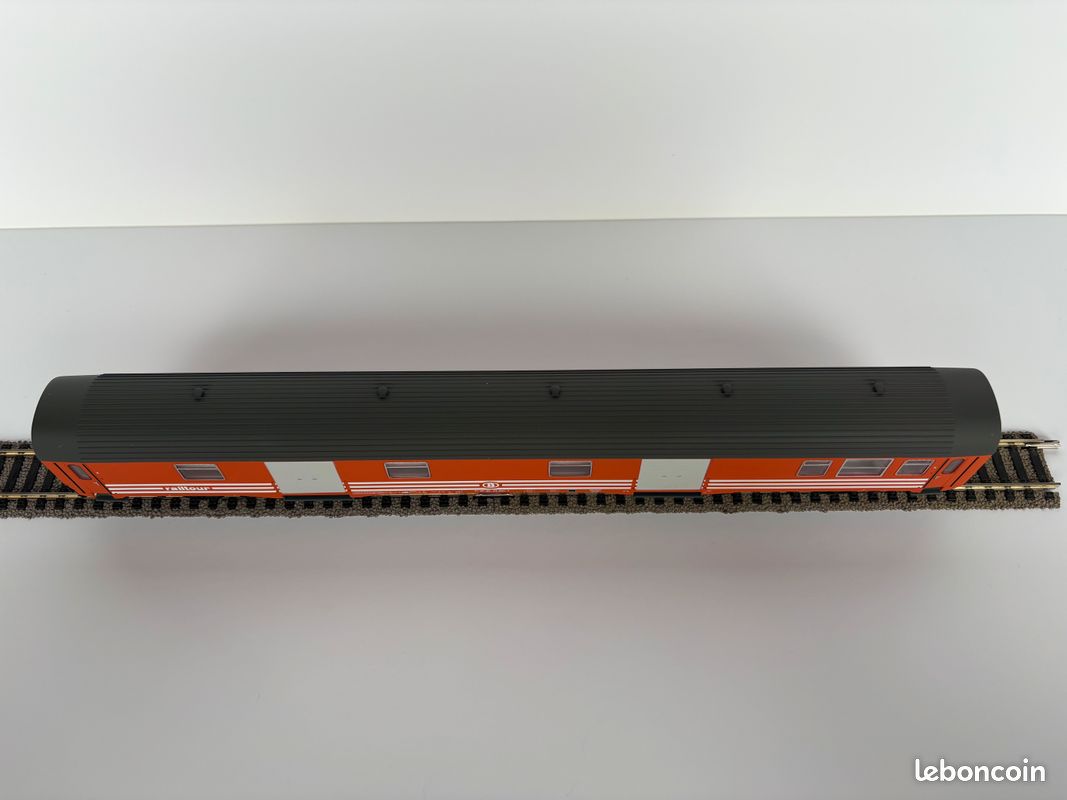 L.S. Models 42005 – Automotrice SNCB DMS Raitour II – Époque IV, HO, Neuve, Belgique
