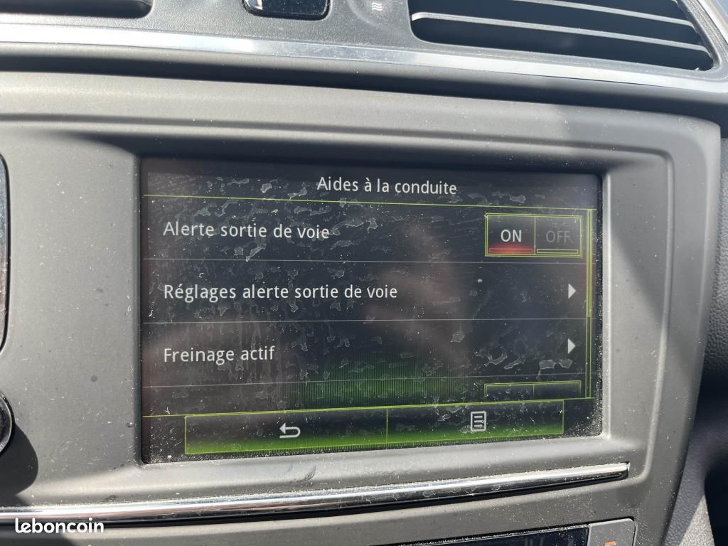 RENAULT KADJAR 1.2 Energy TCe - 130 - Intens (image 17)