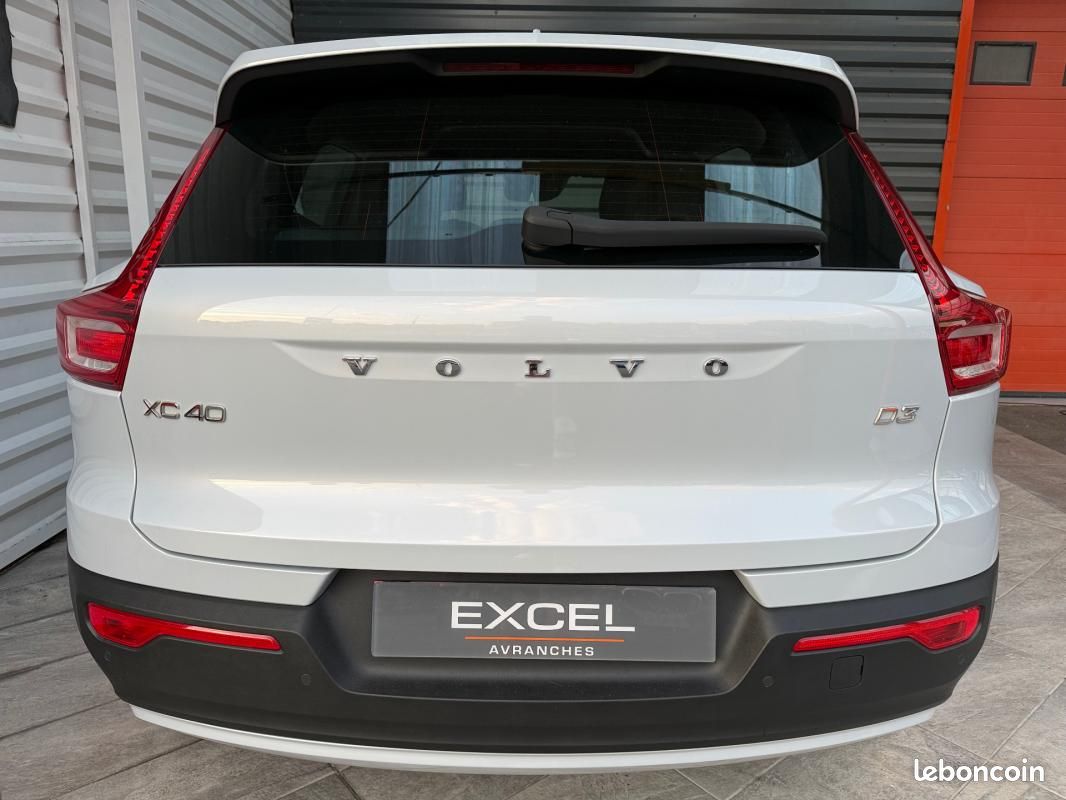 Volvo XC40 BUSINESS D3 AdBlue 150 ch Geartronic 8 (image 3)