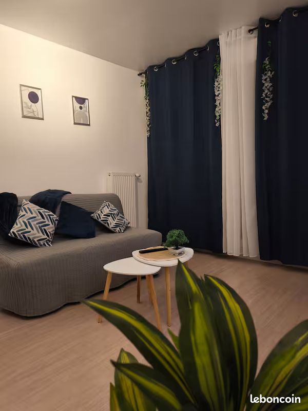 Appartement 1 pièce 20 m² · à Dreux · 20 m² · 670 €