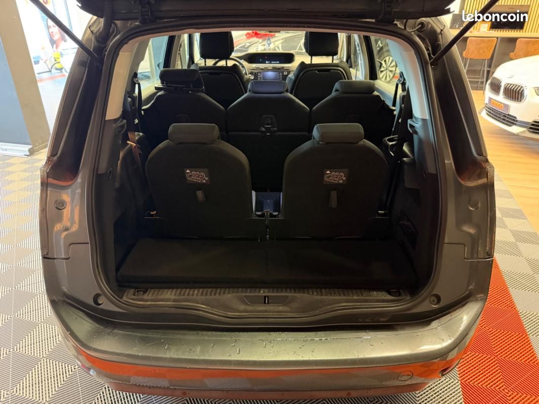 Citroën Grand C4 Picasso 1.6 HDi 115ch BUSINESS+ BVA – 7 PLACES | ENTRETIEN À JOUR + BARRES DE TO... (image 18)