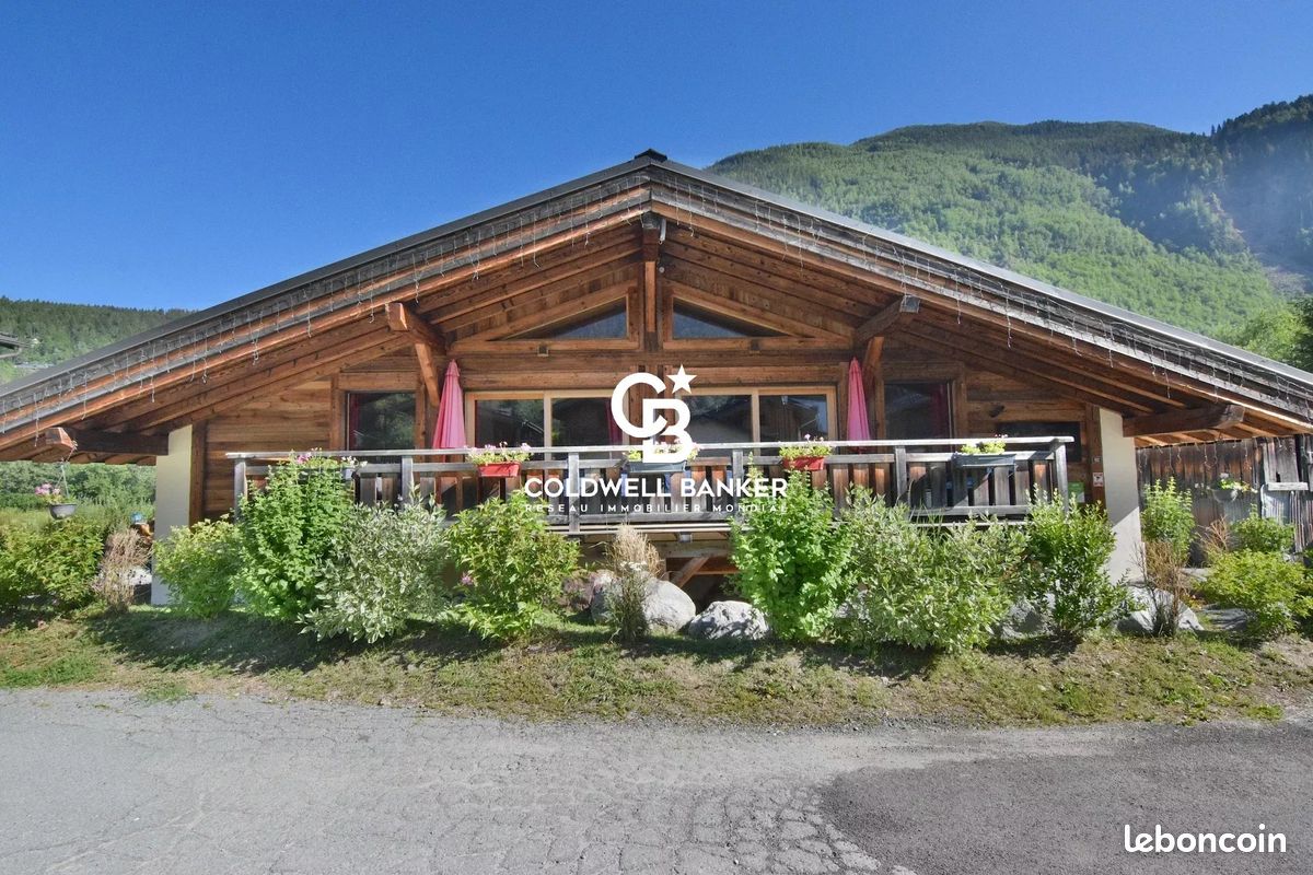 Appartement 12 pièces 292 m² · à Les Houches · 292 m² · 2 100 000 €