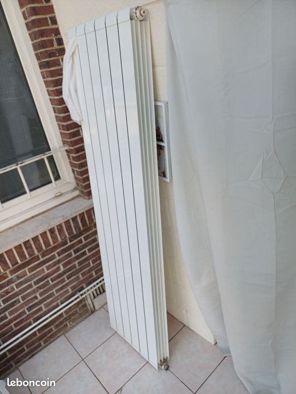 Grand radiateur vertical blanc 185 × 47,5 cm – 6 éléments (image 2)