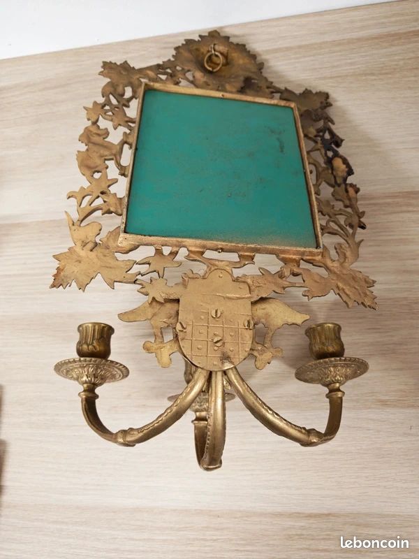 Paire d'appliques en bronze à 3 bras de lumière