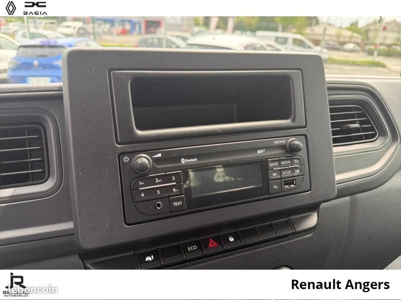 Renault Master CCb RJ3500 L2 2.3 Blue dCi PAF AR court 130ch Confort 29570 HT (image 7)