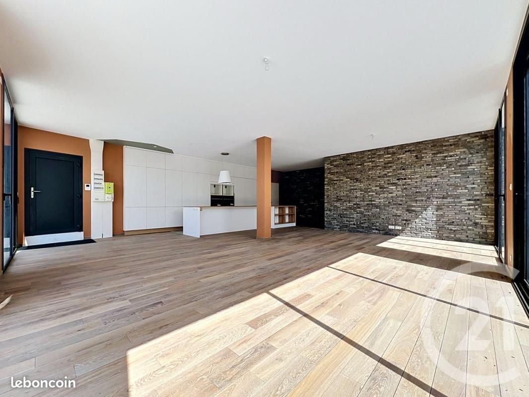 Appartement 5 pièces 125 m² · à Art-sur-Meurthe · 125 m² · 298 000 €