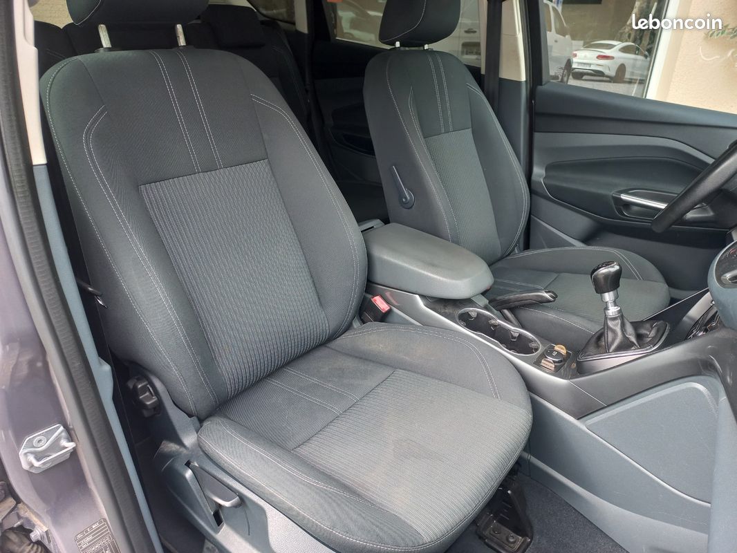 FORD C-Max 1.0 125 ch S&S EcoBoost Titanium X (image 15)