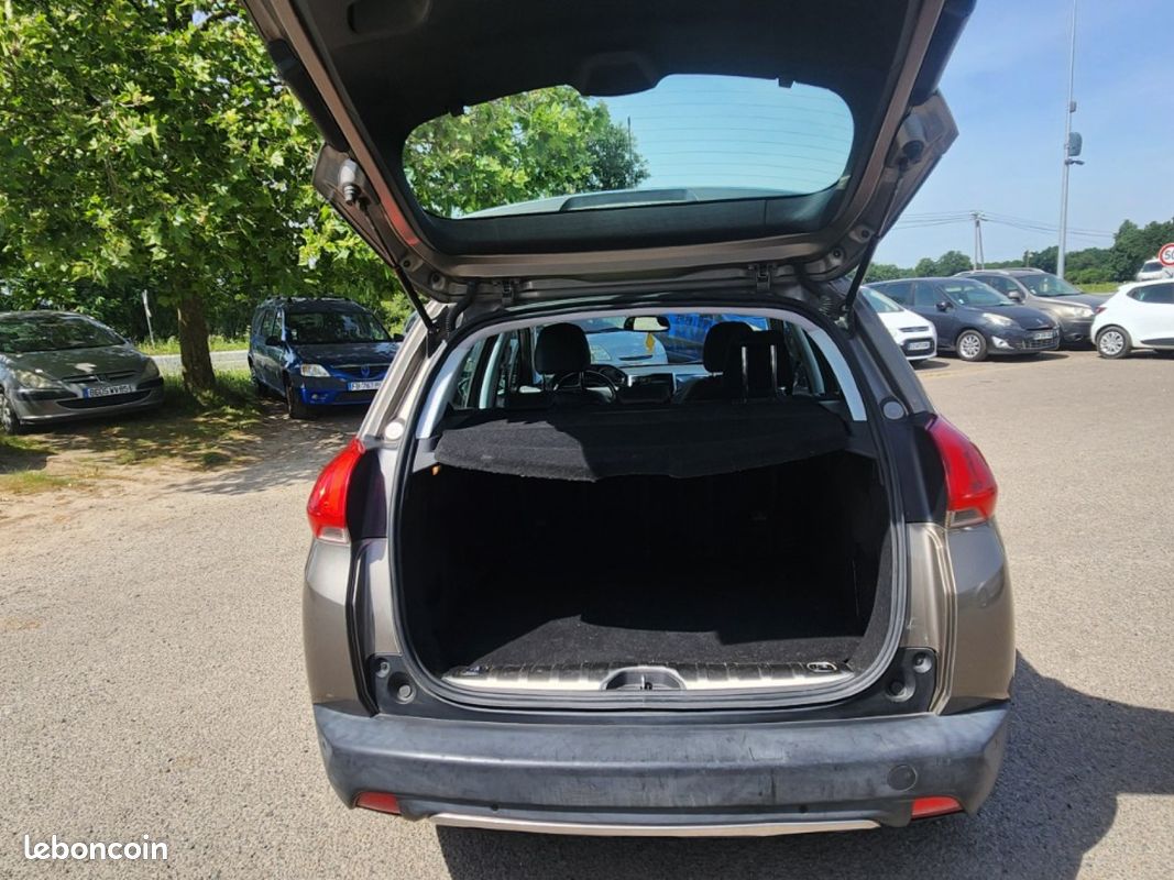 PEUGEOT 2008 BUSINESS 1.6 e-HDi 92ch FAP BVM5 Business (image 12)