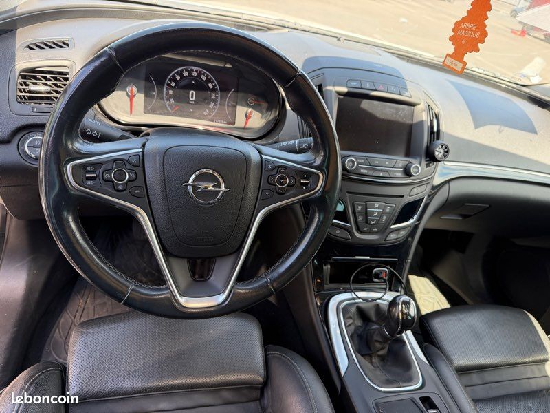 Opel Insignia 4x4 – Très bon état – Toit ouvrant (image 3)