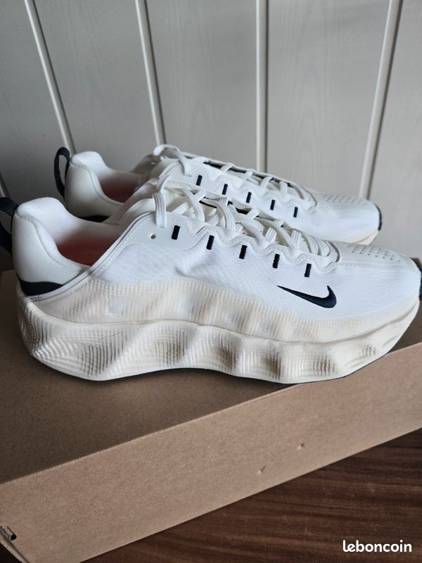 Nike ava rover (image 2)