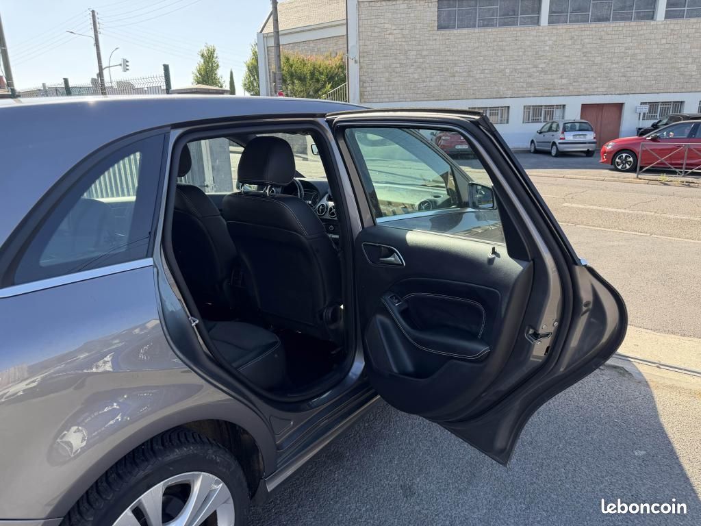 MERCEDES CLASSE B 200 d Bva - Sensation GPS + clim + camera AR (image 12)