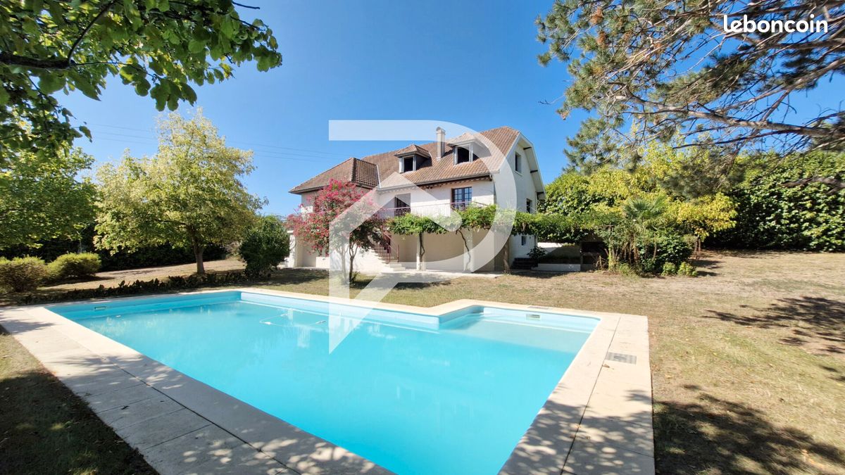 Maison 6 pièces 156 m² · à Orthez · 156 m² · 264 000 €