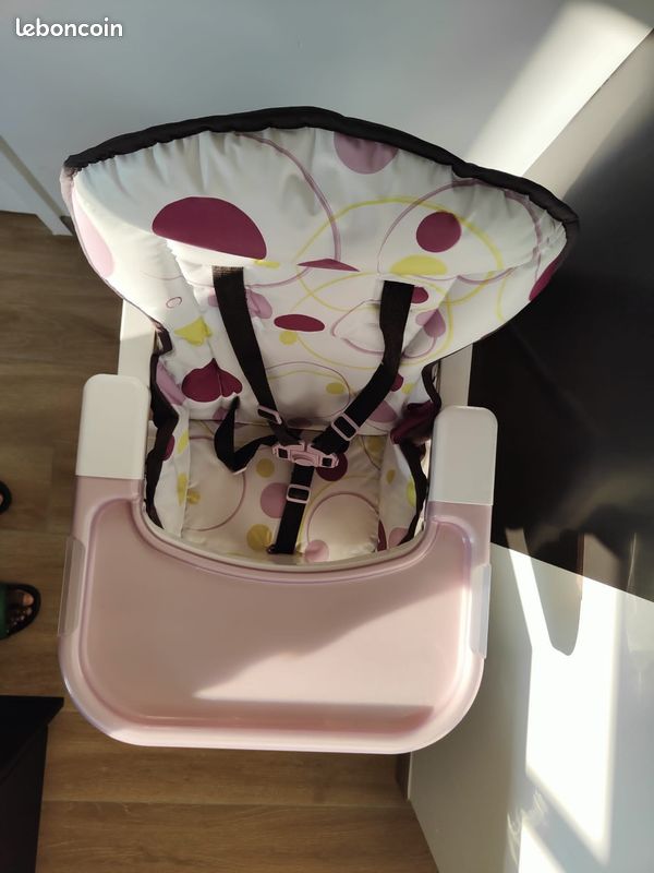 Chaise haute (image 2)