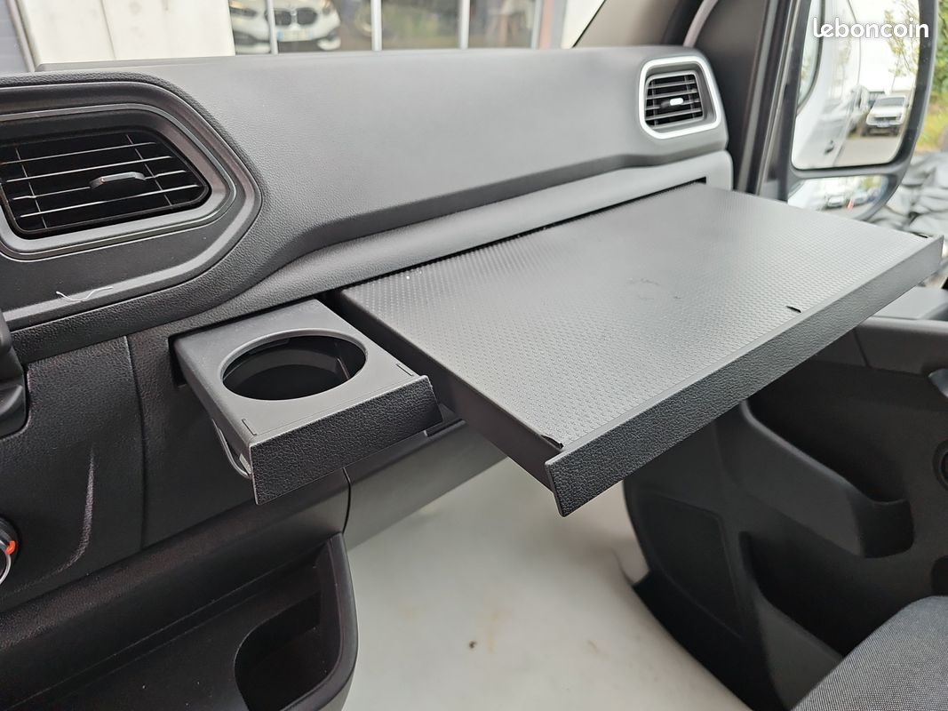 RENAULT MASTER III (2) 2.3 MASTER FOURGON L2H2 BLUE DCI 135Ch Garantie 12 mois (image 20)