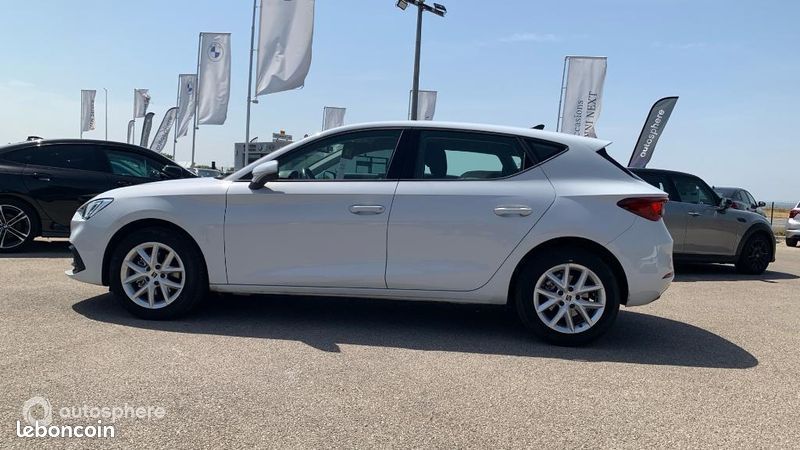 Seat Leon 1.5 eHybrid 204ch Style DSG6 (image 8)