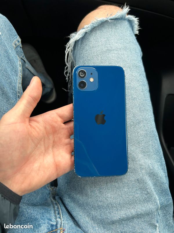 IPhone 12 (image 2)