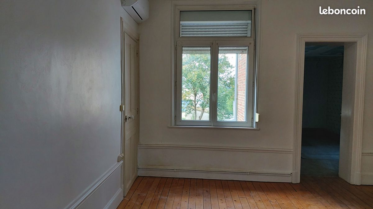 Maison 6 pièces 150 m² · à Saint-Quentin · 150 m² · 880 €/mois