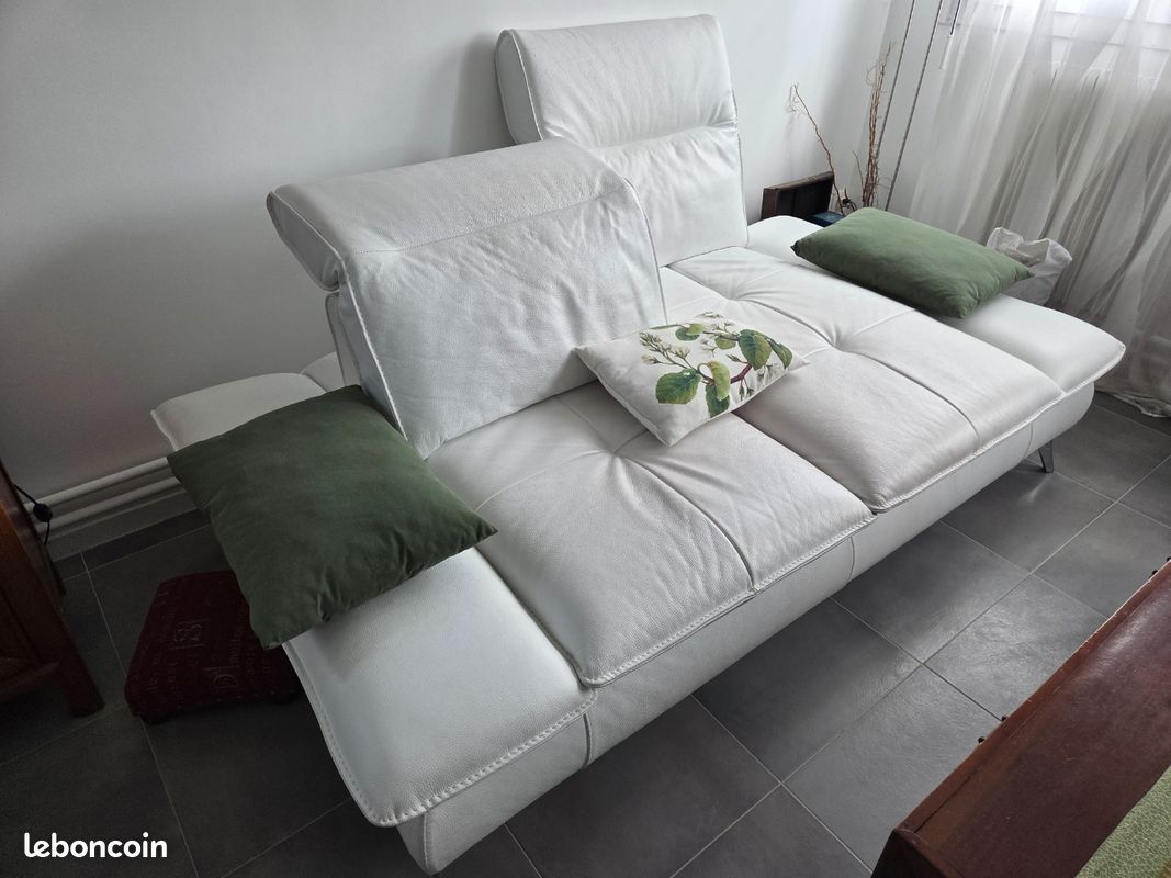 Vends Canapé cuir blanc en excellent état (image 2)