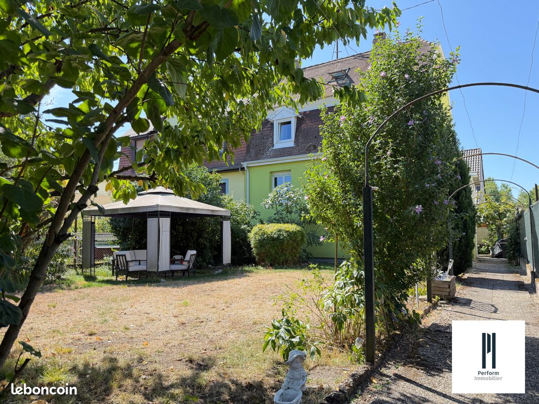 Maison 7 pièces 135 m² · à Strasbourg · 135 m² · 470 000 €