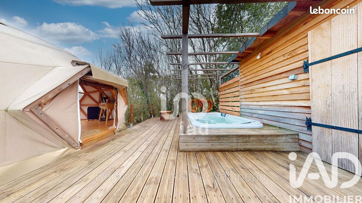 Immeuble 101 m² · à Monclar-de-Quercy · 101 m² · 347 000 €