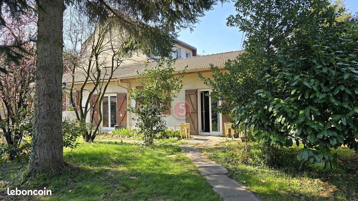 Maison 5 pièces 85 m² · à Le Raincy · 85 m² · 299 000 €