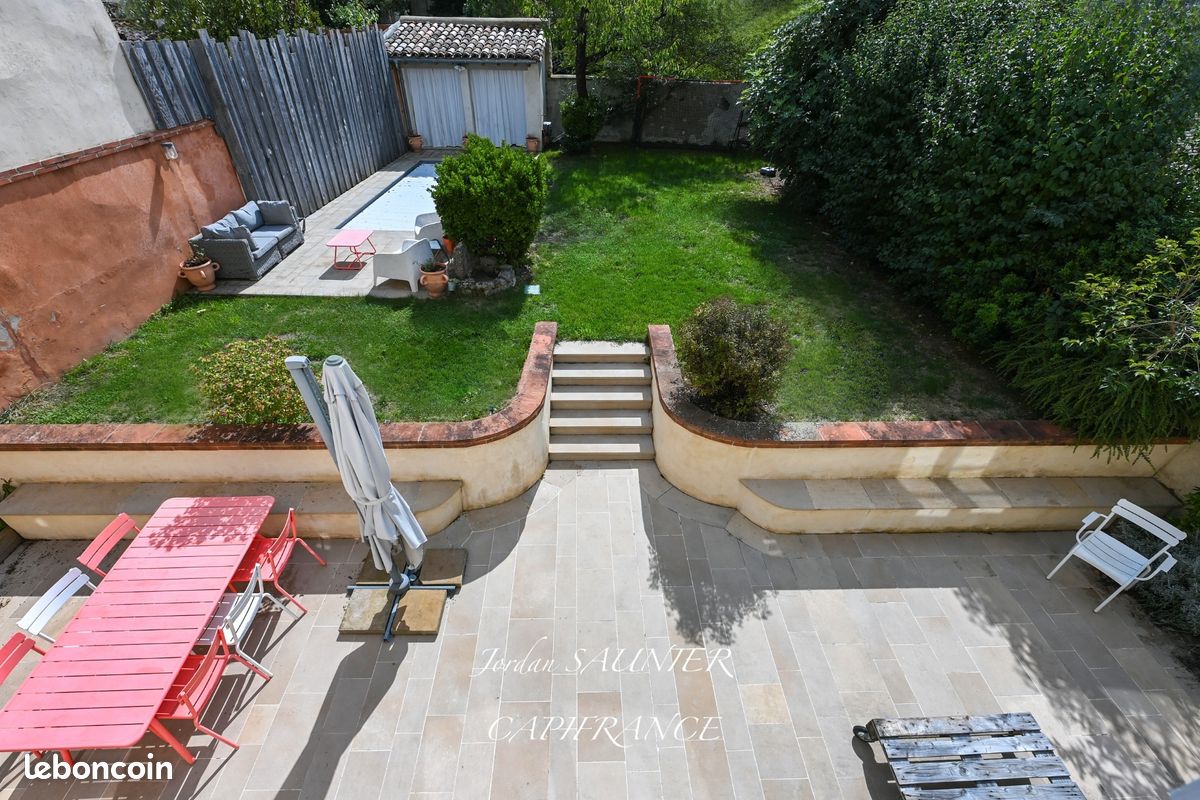 Maison 8 pièces 289 m² · à Revel · 289 m² · 550 000 €