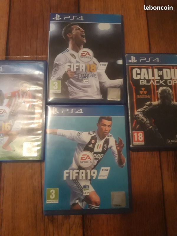 Vend 4 jeux ps4 30 (image 1)