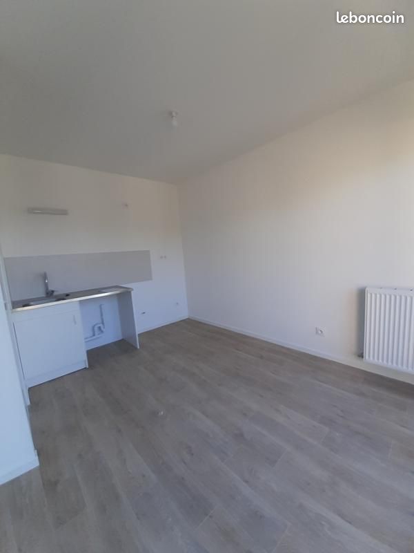 Appartement 3 pièces 60 m² · à Dourdan · 60 m² · 916 €