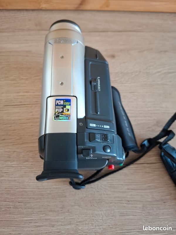 Camescope numerique samsung VP-D70 mini dv (image 10)