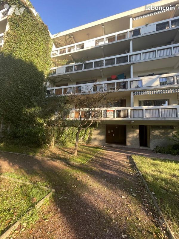 Appartement 3 pièces 72 m² · à Avignon · 72 m² · 76 000 €