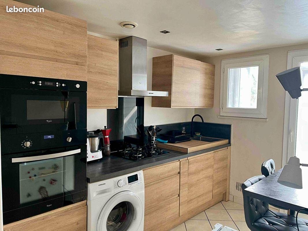 Appartement 3 pièces 67 m² · à Oullins-Pierre-Bénite · 67 m² · 990 €/mois