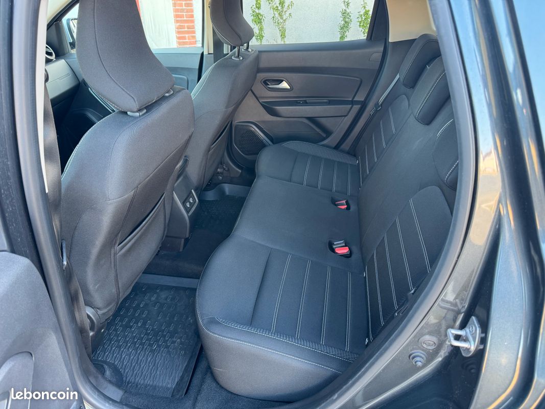 Dacia Duster 1.5DCI 115ch 4X4 Prestige (image 8)