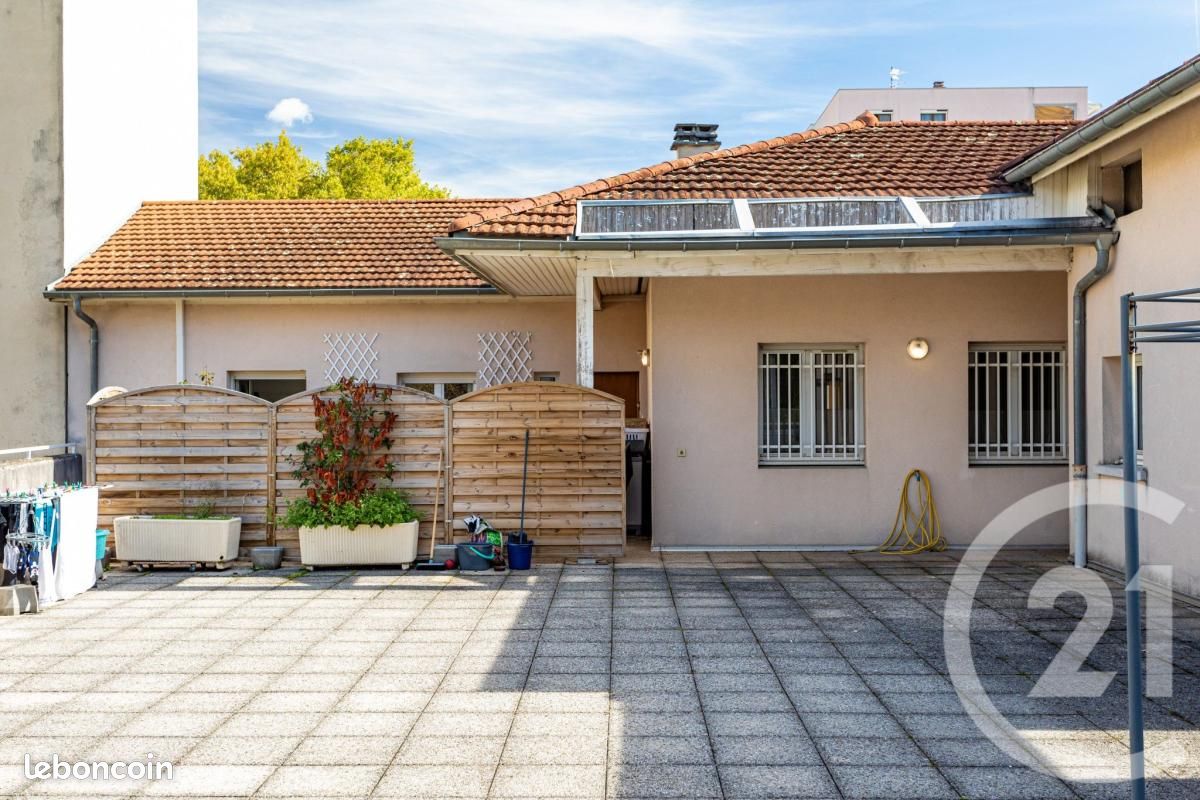 Appartement 3 pièces 62 m² · à Grenoble · 62 m² · 185 000 €