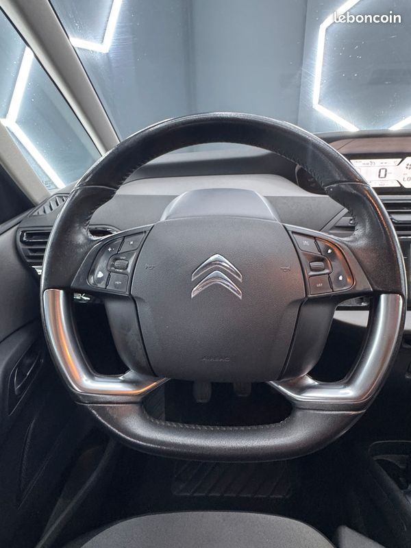 Citroën Grand C4 Picasso 1.6 HDI 120Ch *7 PL *DISTRI NEUVE *CAMERA AR* TOIT PANO *GARANTIE 12MOIS (image 18)
