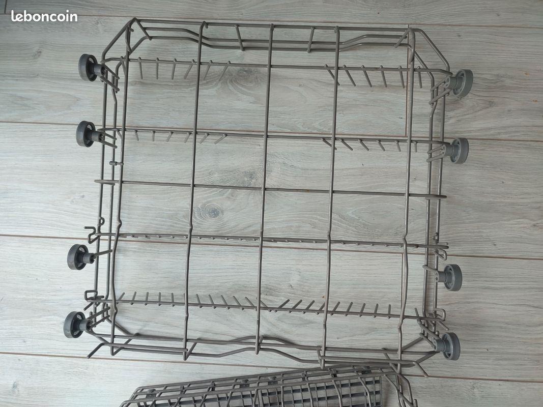 Panier lave vaisselle ( inférieur et supérieur) (image 6)